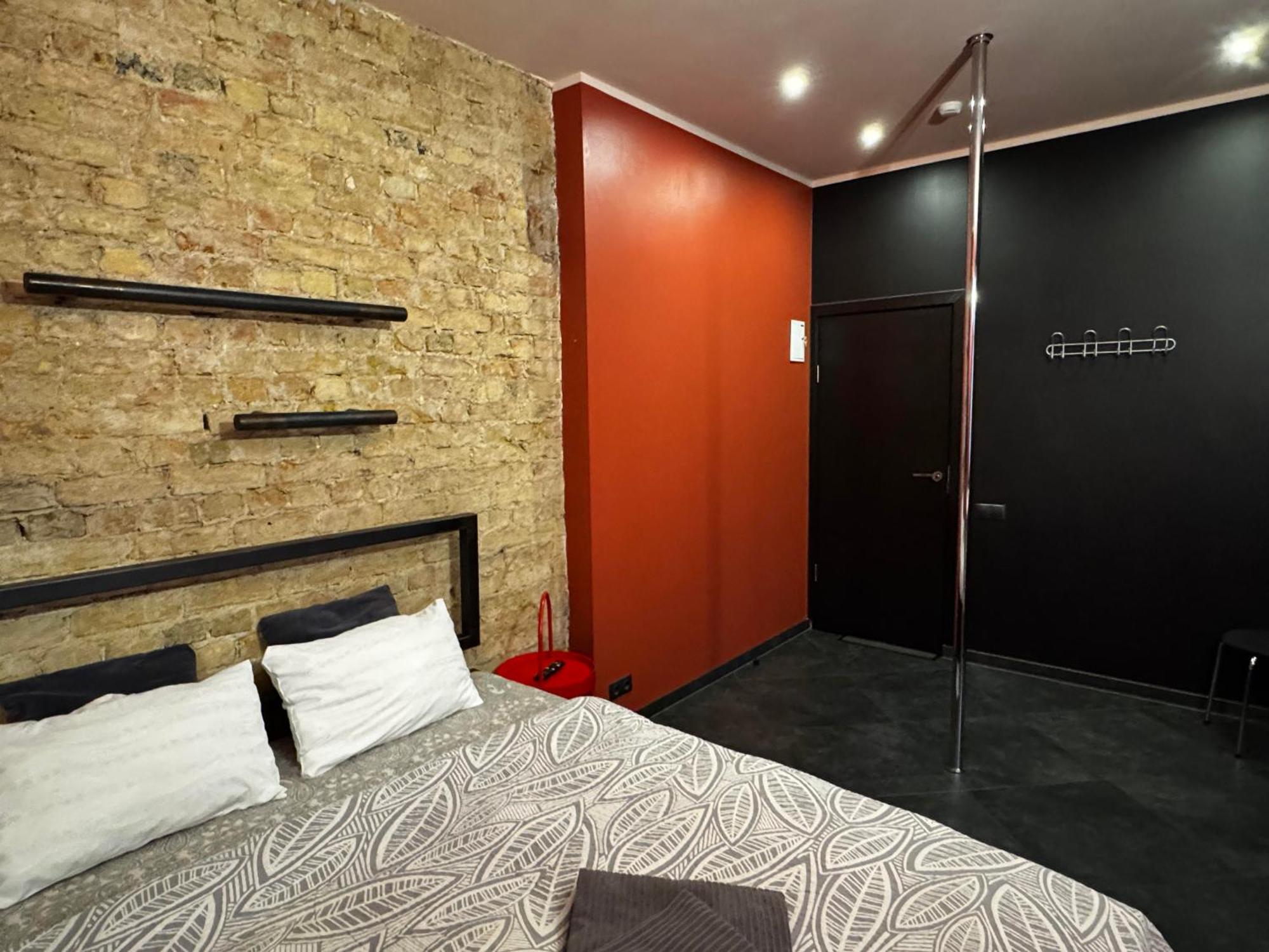 Aparthotel Riga Exterior foto A room at a brothel in Amsterdam